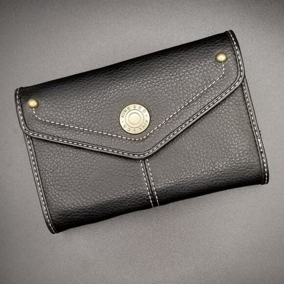 Nine & Co. - Snap Wallet - NWOT - Picture 3 of 8